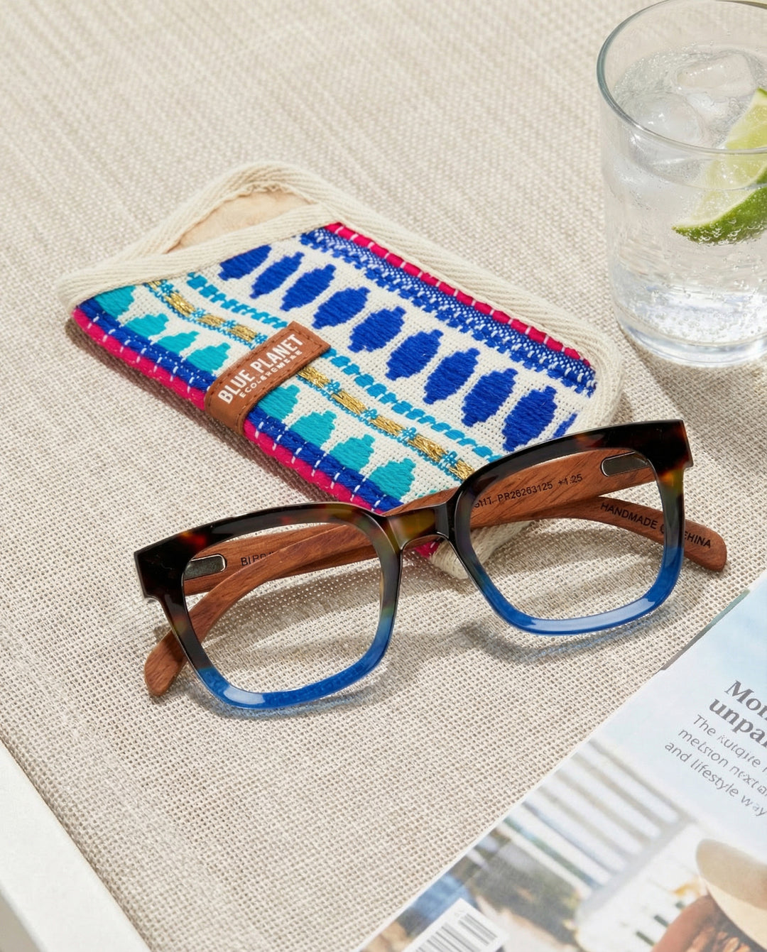 IRIS BLUE LIGHT READERS