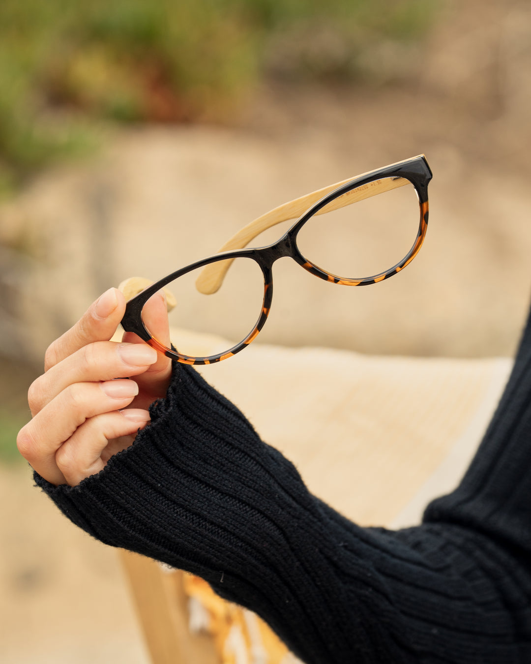 LUCIA READERS – Blue Planet Eco-Eyewear