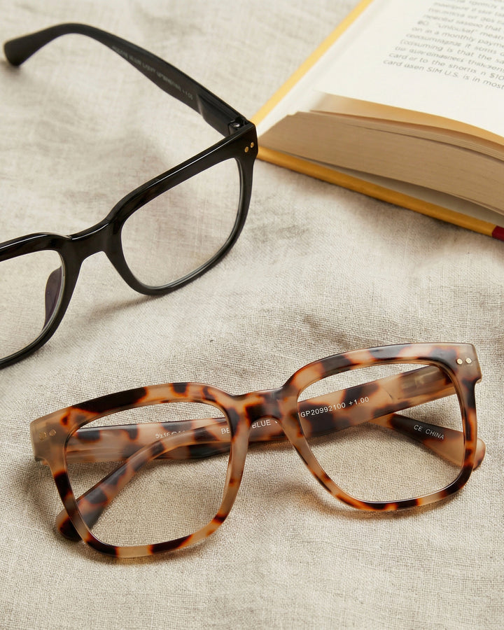 REECE BLUE LIGHT READERS